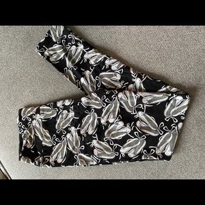 Lularoe OS ballet slipper leggings - new w/o tag